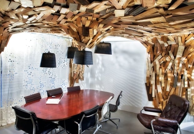 Bearstech Parisian HQ by Paul Coudamy
