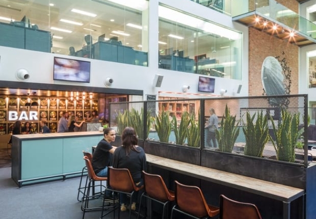 Woods Bagot designs "cool" HQ for Warner Music