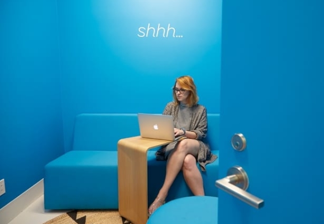 The open office: breaking the mould