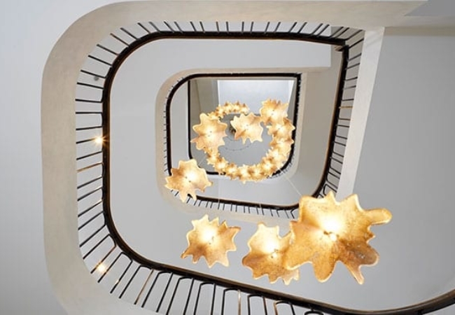 Wellbeing in the workplace: can lighting influence our happiness?