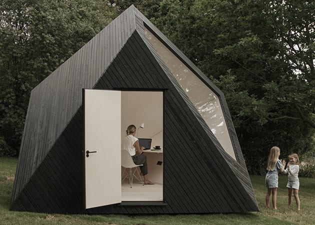 black sculptural outdoor office - onoffice