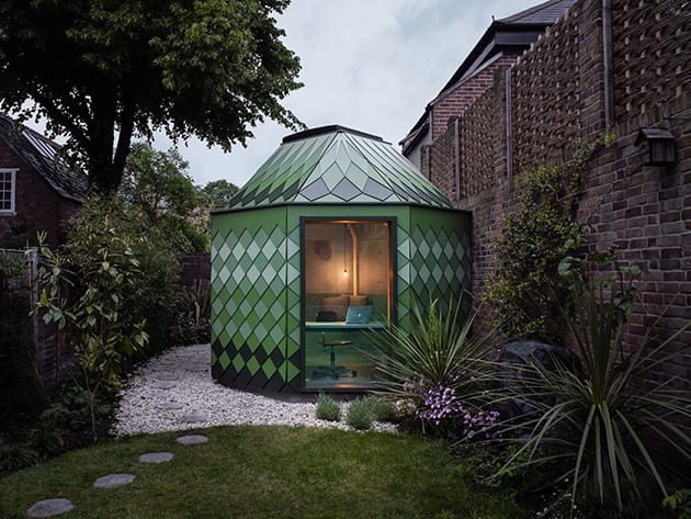 garden office with ombre green shingles - onoffice