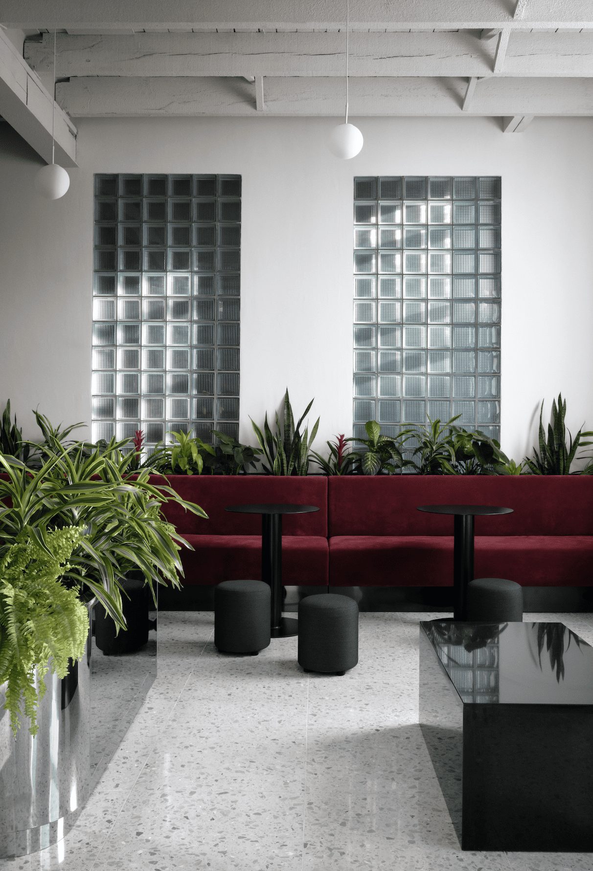 Ivy Studio, Spacial Office, Montreal, coworking Montreal, Canada, workspace interior, interior design, OnOffice magazine