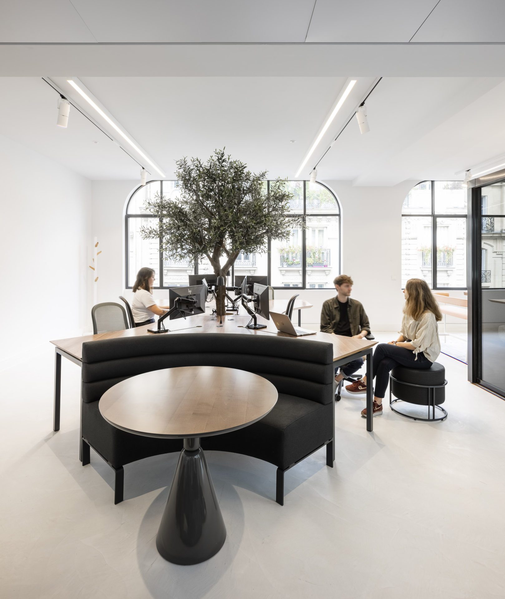 moore design, office design, paris, five paris, 5 rue Bachaumont, office interior, OnOffice magazine