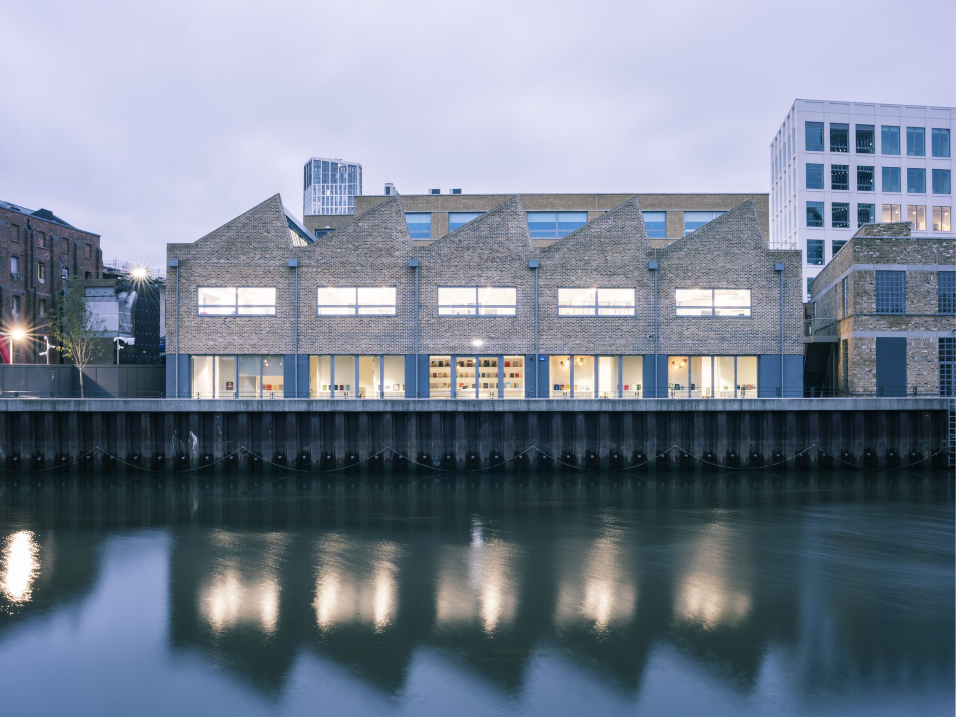 phaidon, london, bocci, paolo cossu architects, waugh thistleton architects, stratford, phaidon hq london, OnOffice magazine