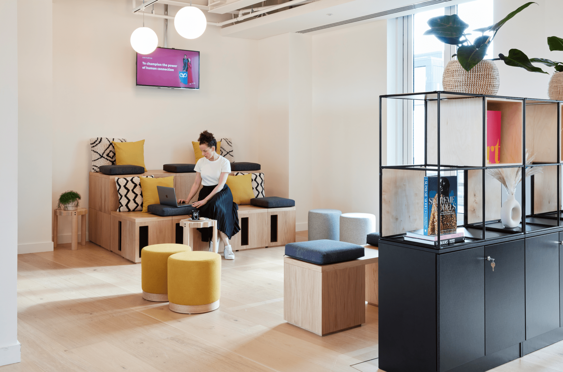 labs, london, office interior, workplace wellbeing, employee wellbeing, Hootsuite, OnOffice magazine