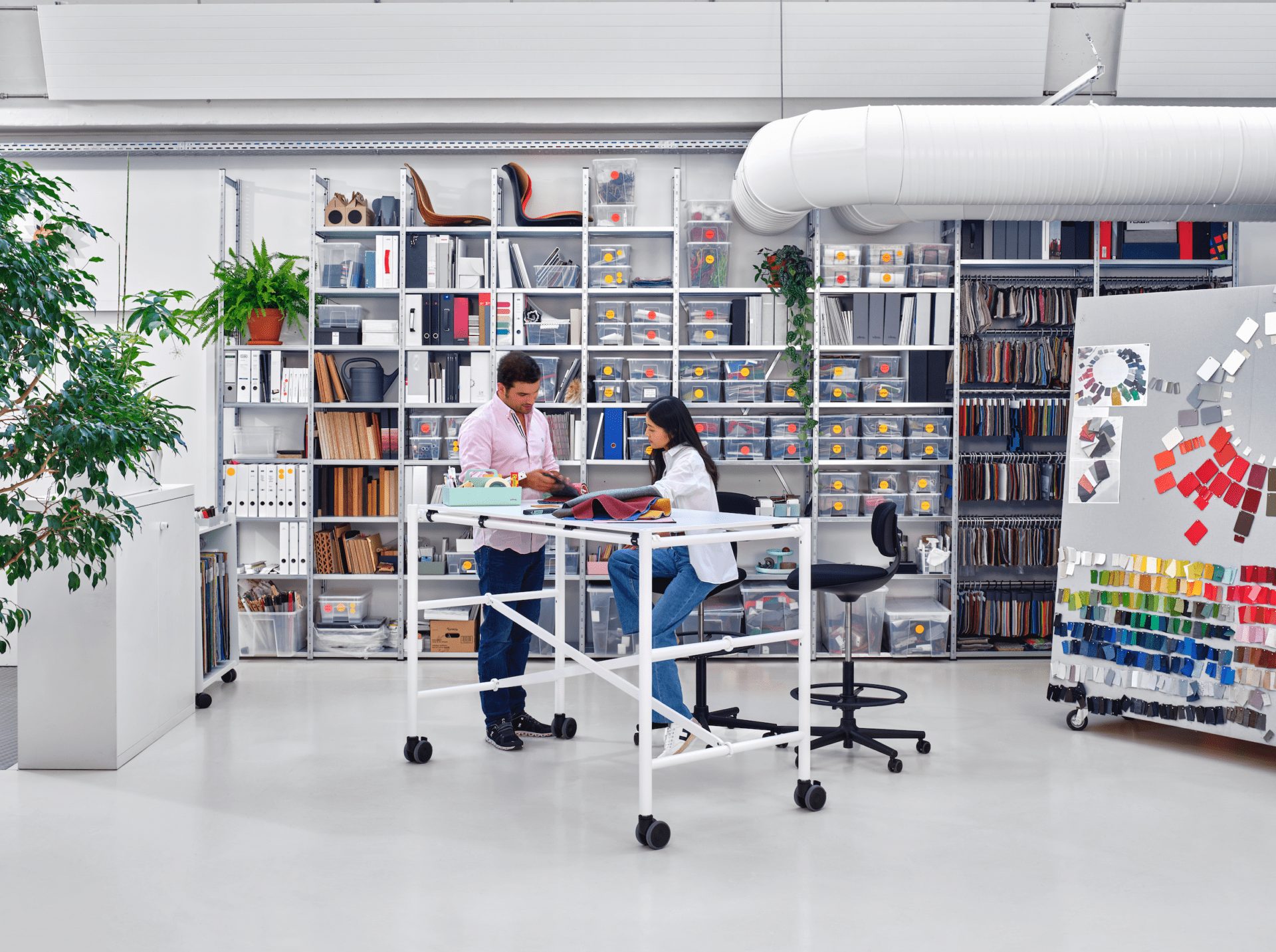 vitra, vitra comma, flexible office, office furniture, hybrid office, office design, OnOffice magazine