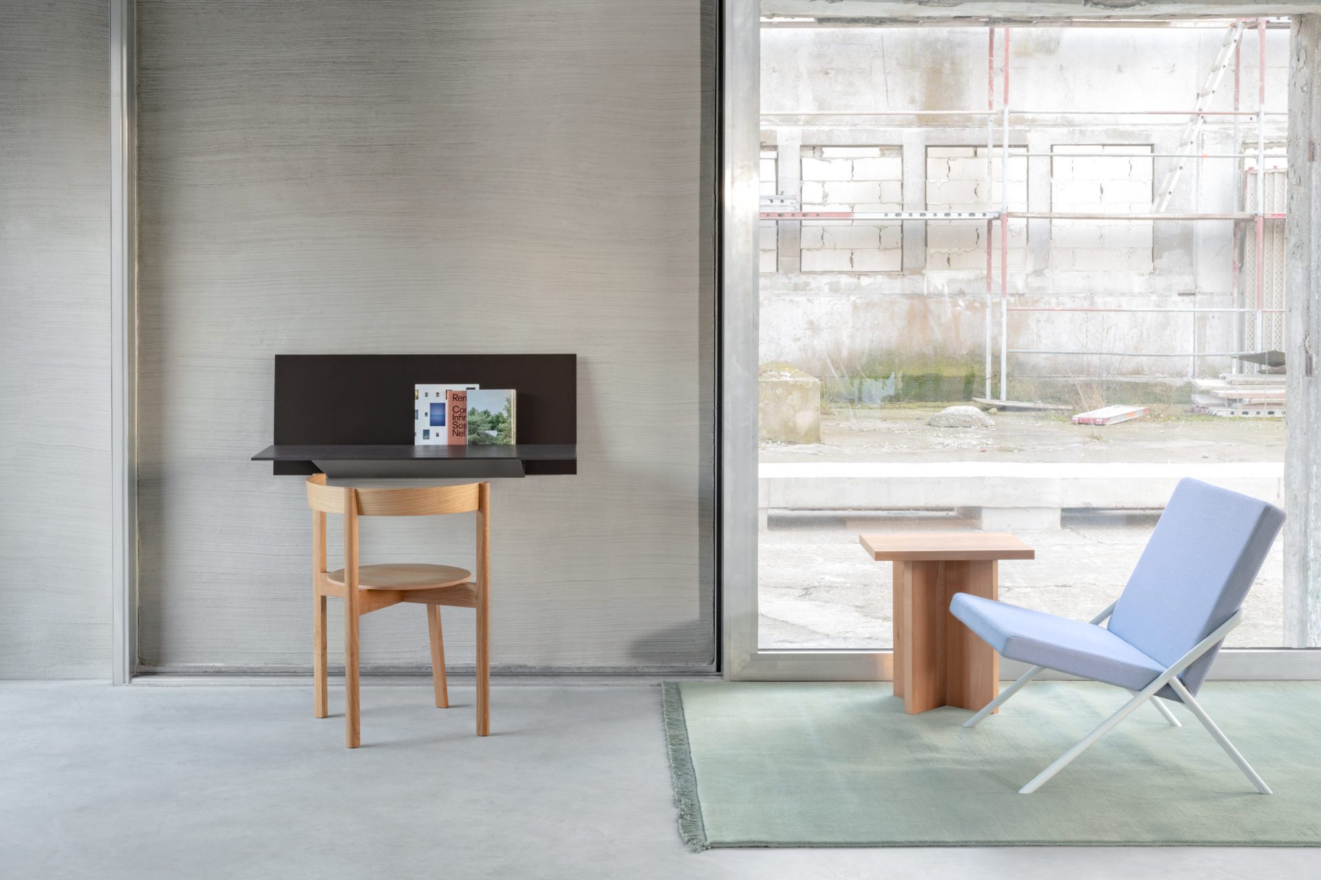 Loehr's wall-mounted desk fits right in - Workplace | Design - Vimarsana News