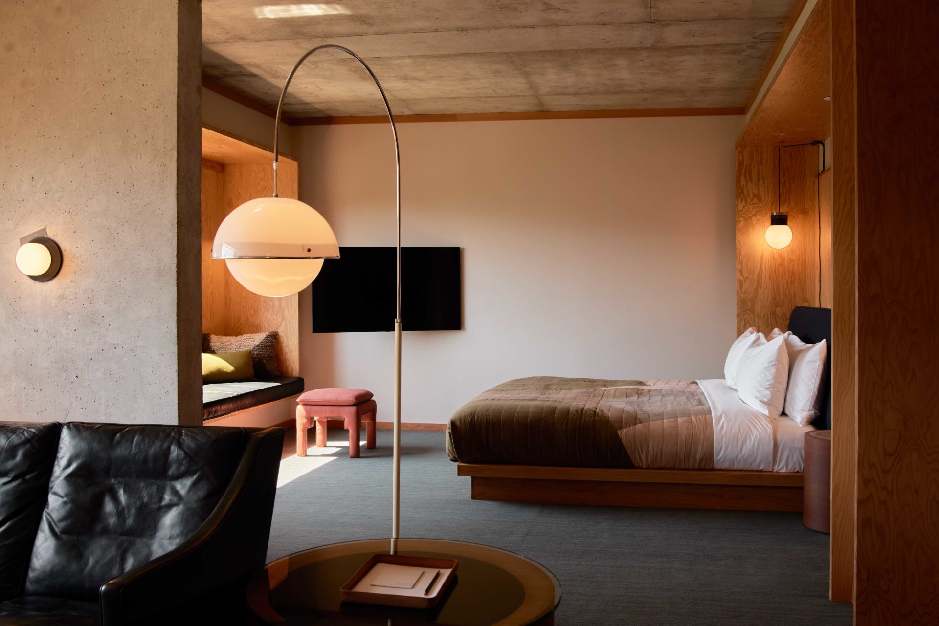 OnOffice-Ace-Hotel-Toronto