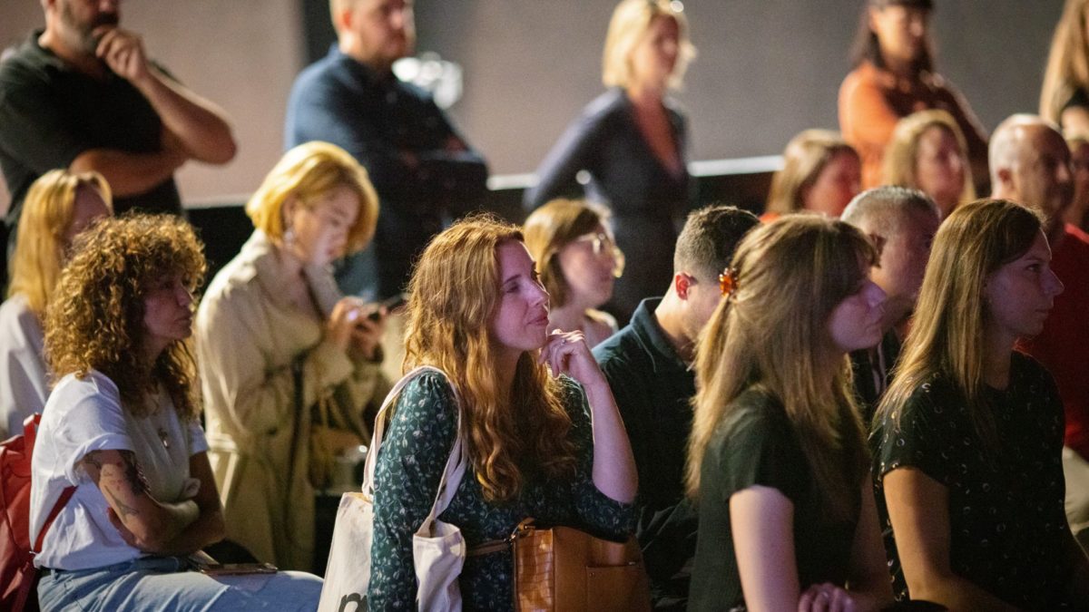[d]arc thoughts winter lighting talks programme busy shot